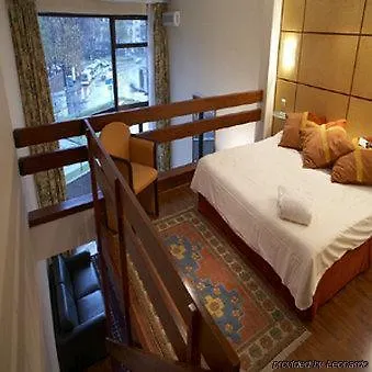 B-aparthotel Montgomery Aparthotel 4*